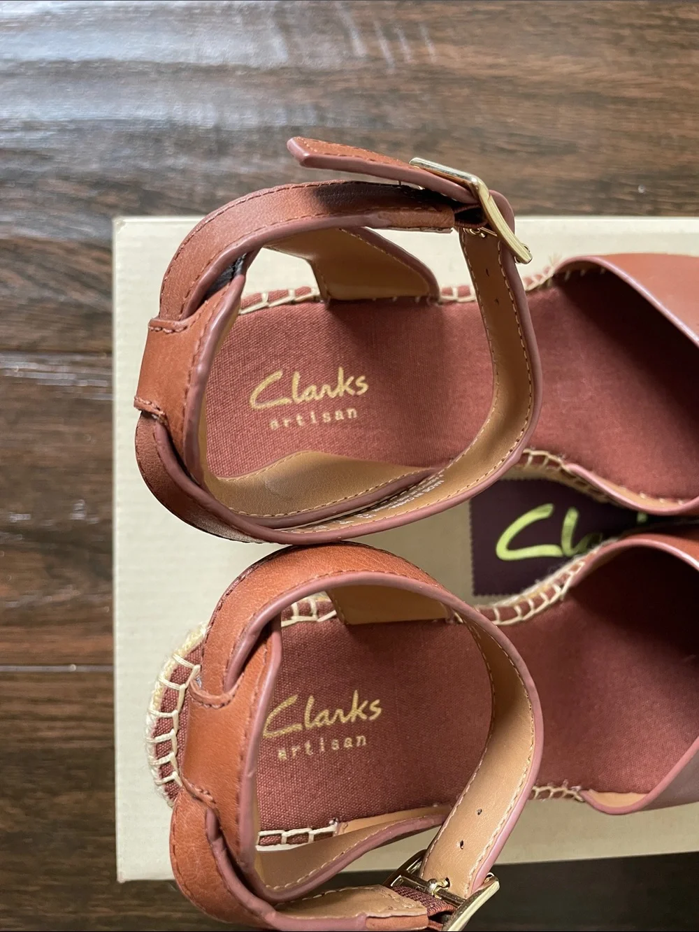 Clarks stylish tan